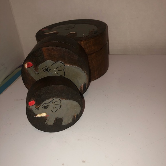 Vintage handcrafted Wooden Elephant Decor Boxes that fit inside of each other - Picture 9 of 9